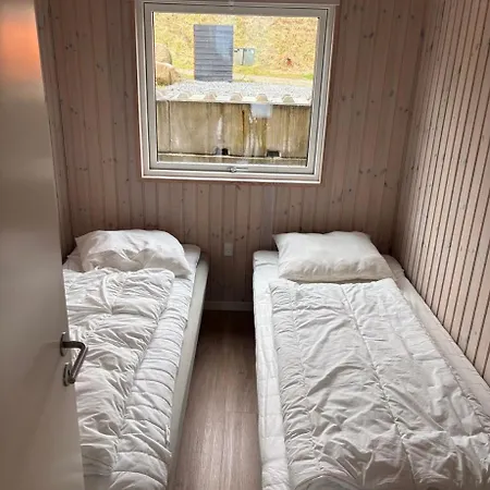 Sea View House With Sauna & Hot Tub For 8 Holiday home *