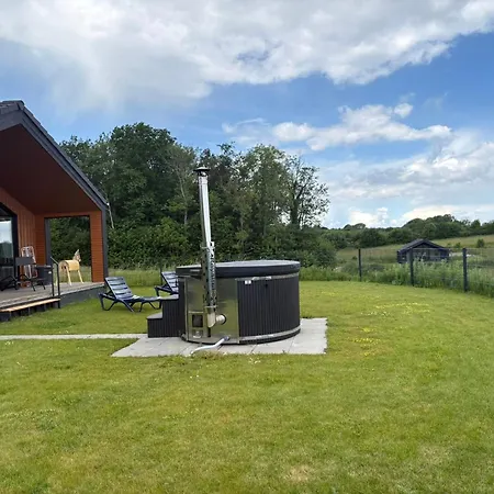 Holiday home Sea View House With Sauna & Hot Tub For 8 *